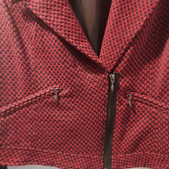 Torrid Maroon Red and Black Checkered Moto Knit Zipper Jacket in Size 2 - Picture 5 of 12